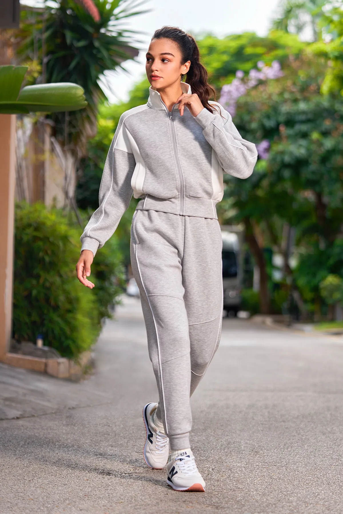 Casual Mid-Rise Jogger