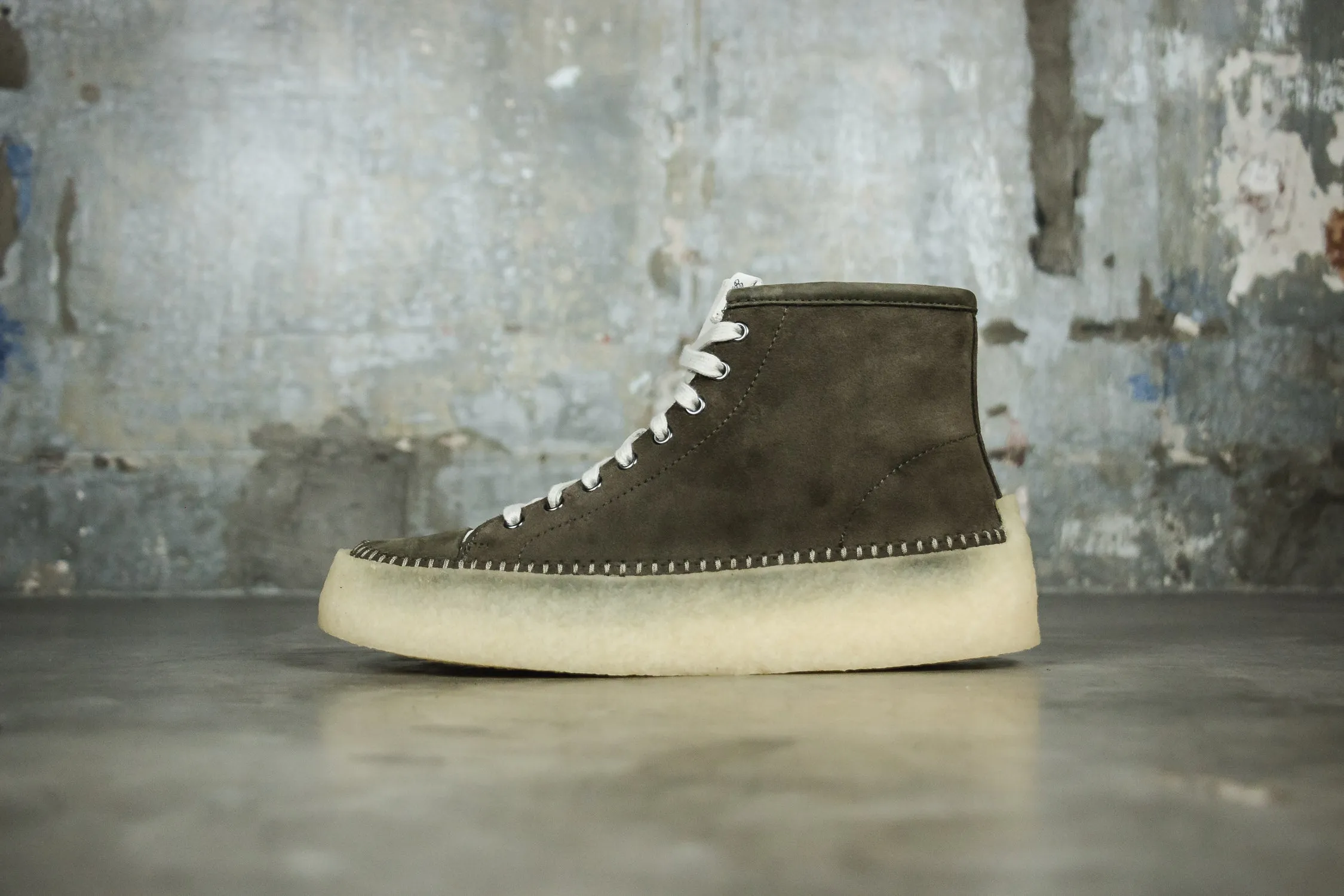 Clarks Originals Caravan Mid