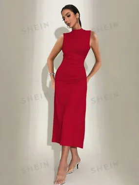 Solid color sleeveless stand collar dress in red