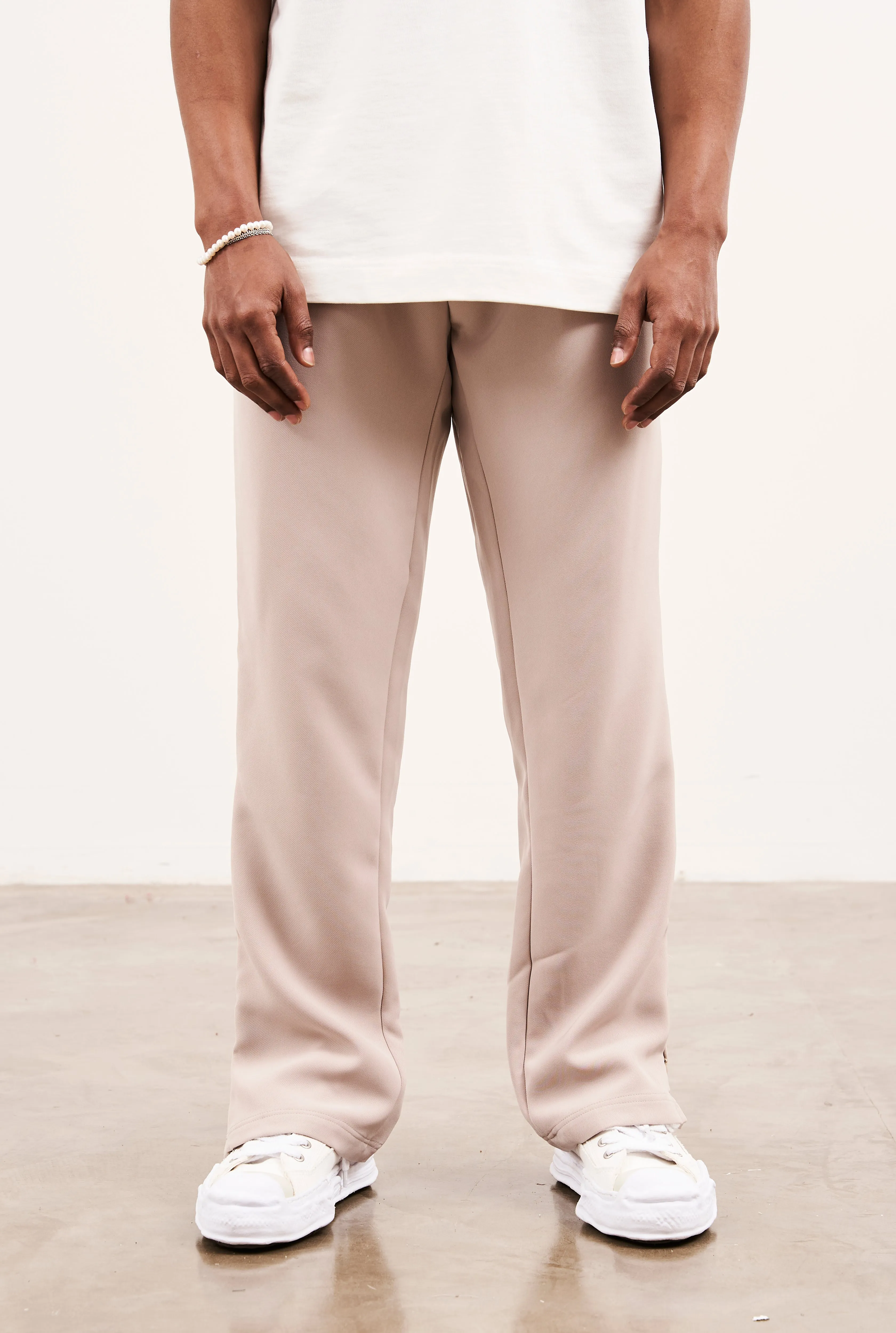 ULTIMATE SPLIT HEM SMART PANT - BEIGE