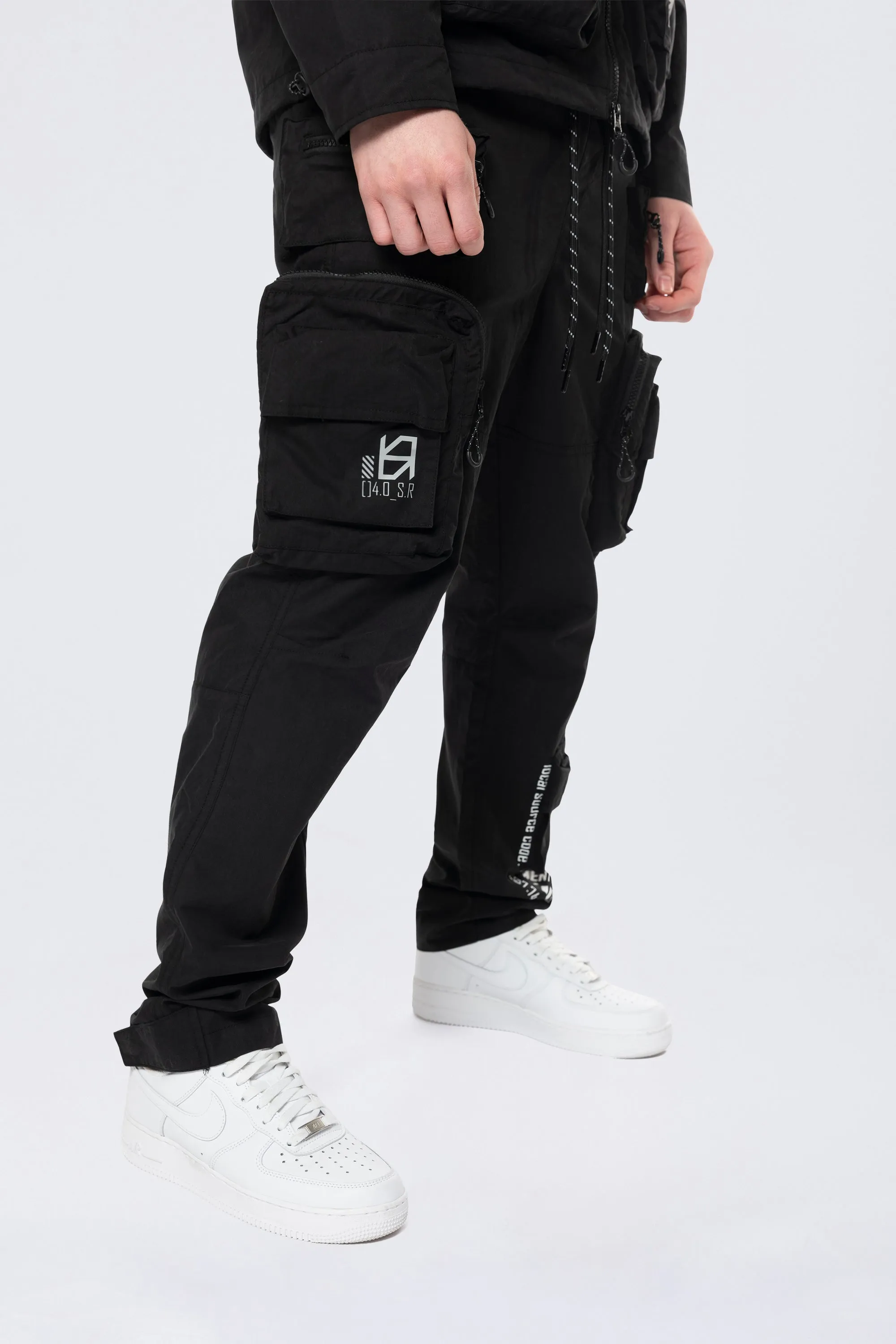 Utility Cargo Windbreaker Pants - Black